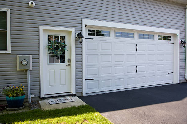 24/7 Emergency Garage Door Panel Replacement experts in Zwolle, LA